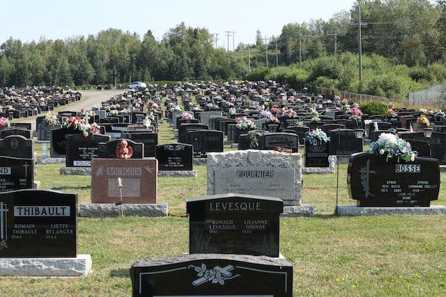 Funeral outlets Lot